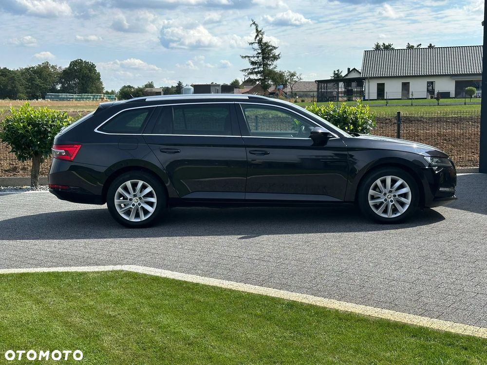 Skoda Superb 2.0 TDI Ambition - 14
