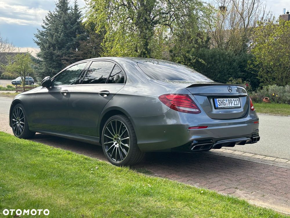 Mercedes-Benz Klasa E - 4