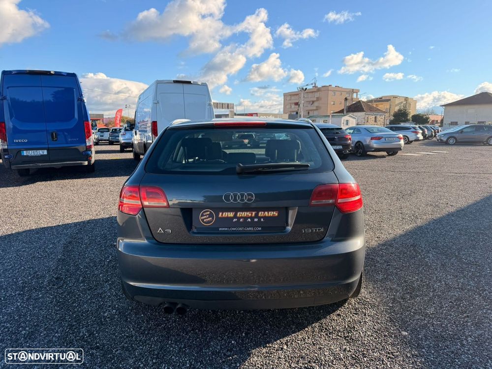 Audi A3 Sportback 1.9 TDi Sport - 9