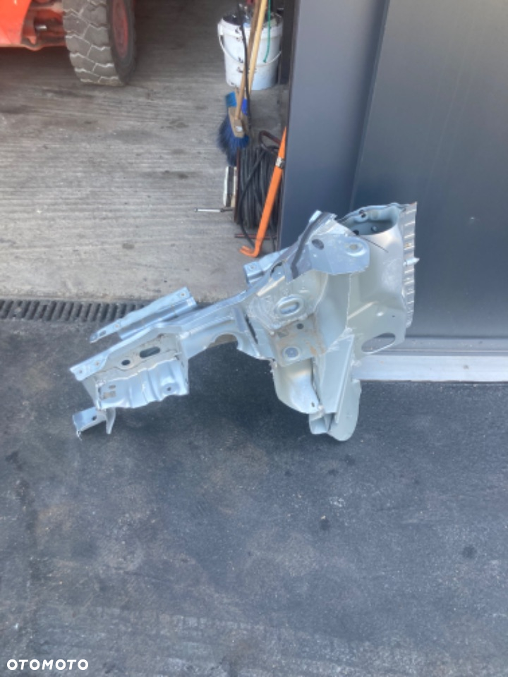 DACIA SANDERO 3 III LOGAN III 3  JOGGER ĆWIARTKA FARTUCH PRAWY - 6