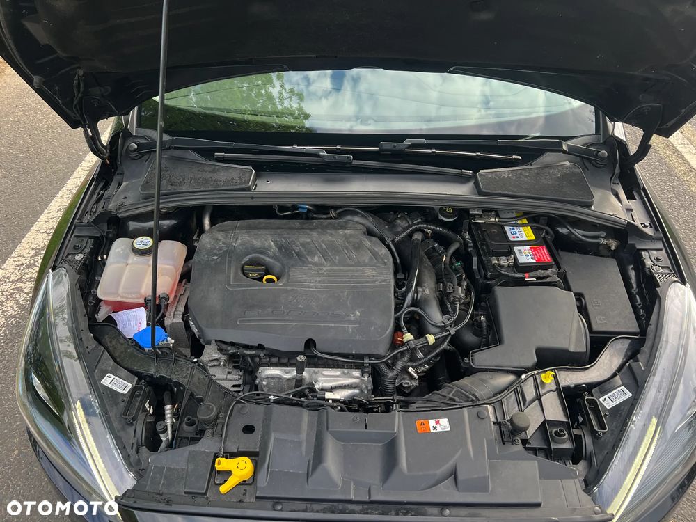 Ford Focus 1.5 EcoBoost STart-Stopp-System TITANIUM - 19