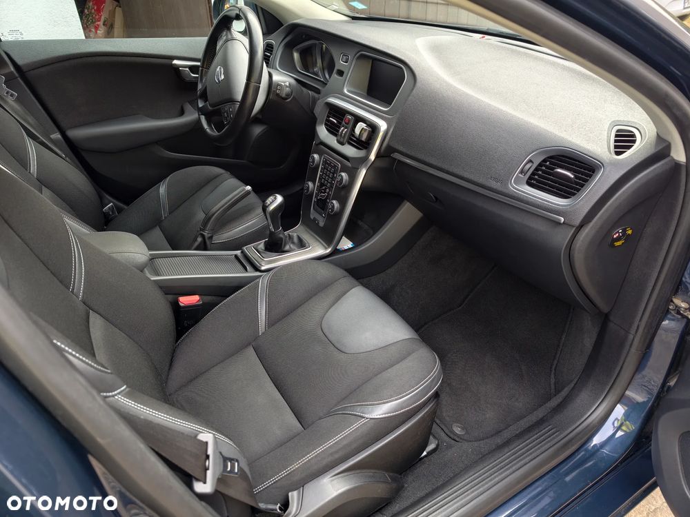 Volvo V40 D2 Kinetic - 5