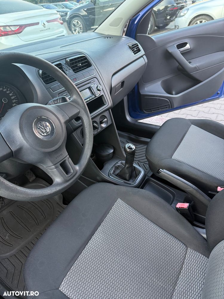 Volkswagen Polo 1.2 Attractive - 10