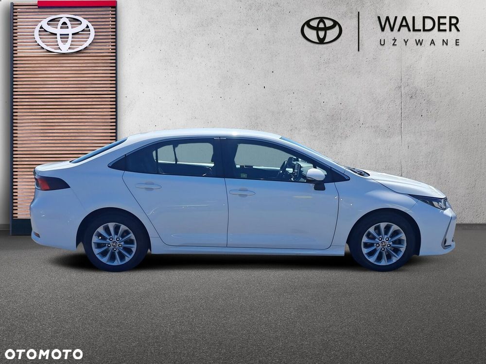 Toyota Corolla - 6