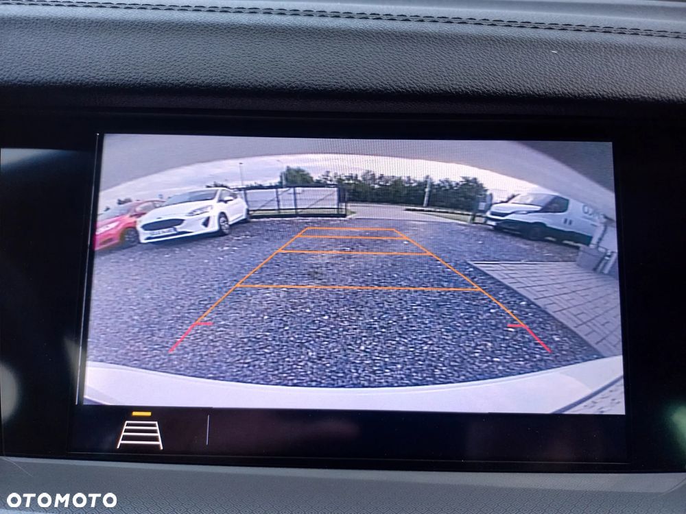 Opel Insignia 2.0 CDTI automatik Business Edition - 28