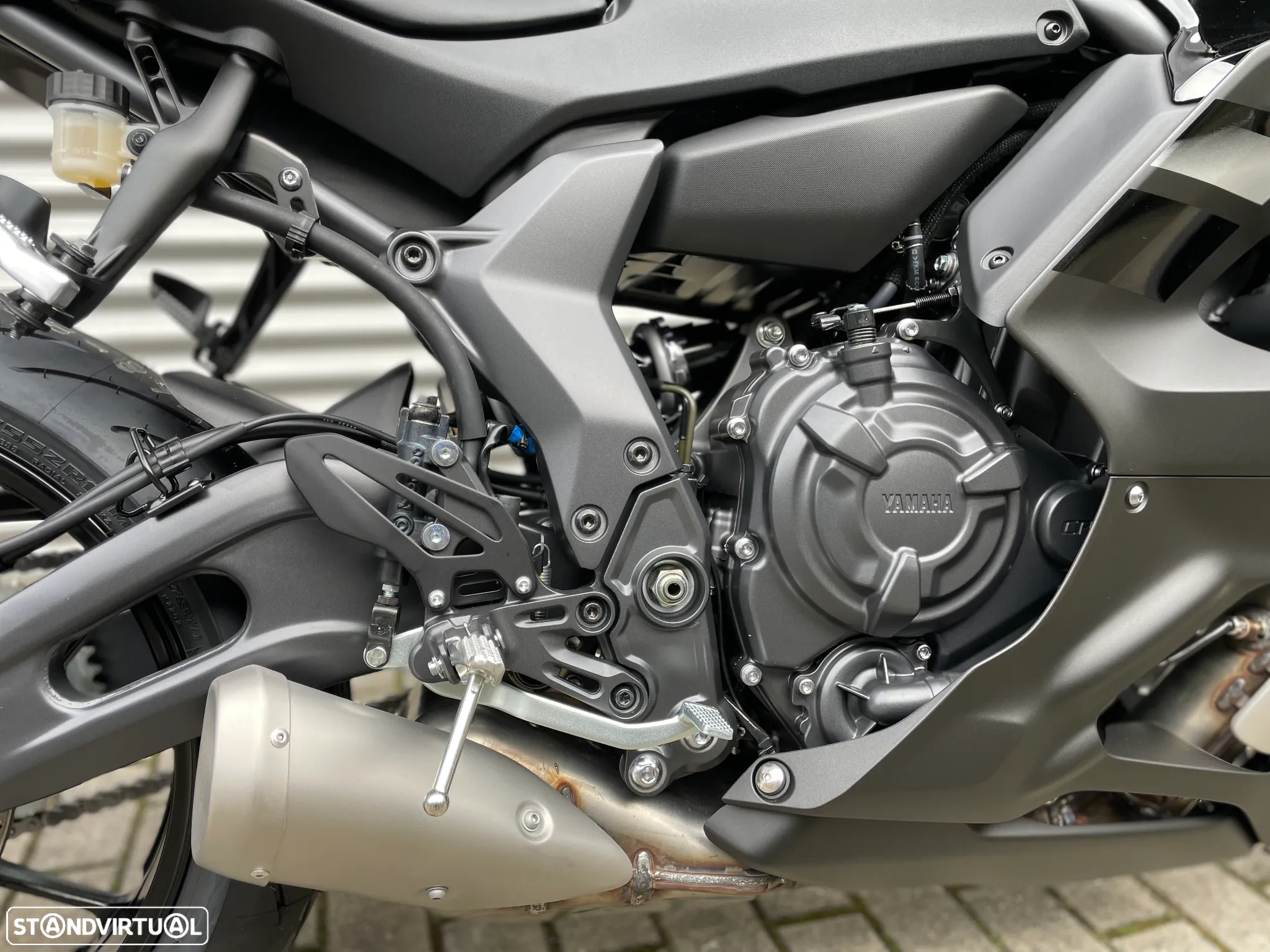 Yamaha R R-7 - 5