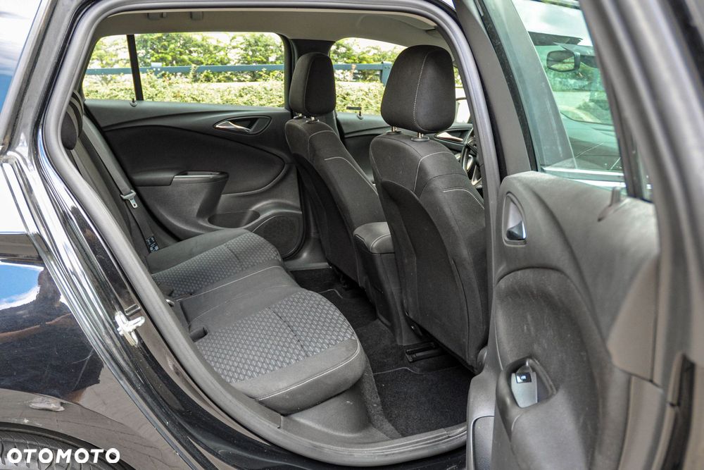 Opel Astra - 12