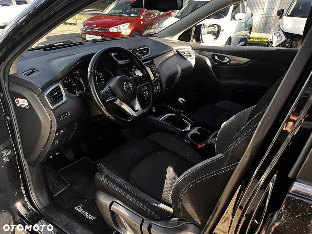 Nissan Qashqai 1.5 dCi N-CONNECTA - 16