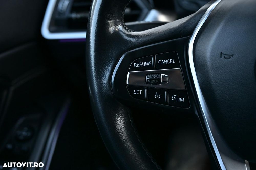 BMW Seria 3 320d Aut. - 10