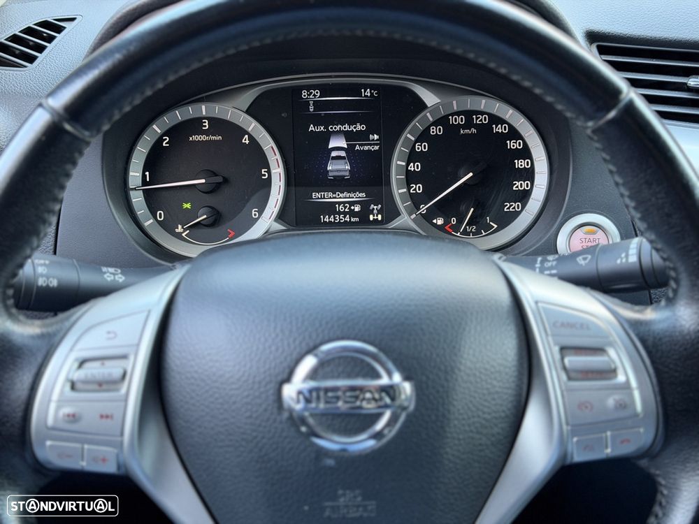 Nissan Navara N-Connecta 2.3 DCi 190HP 4WD 3L - 18