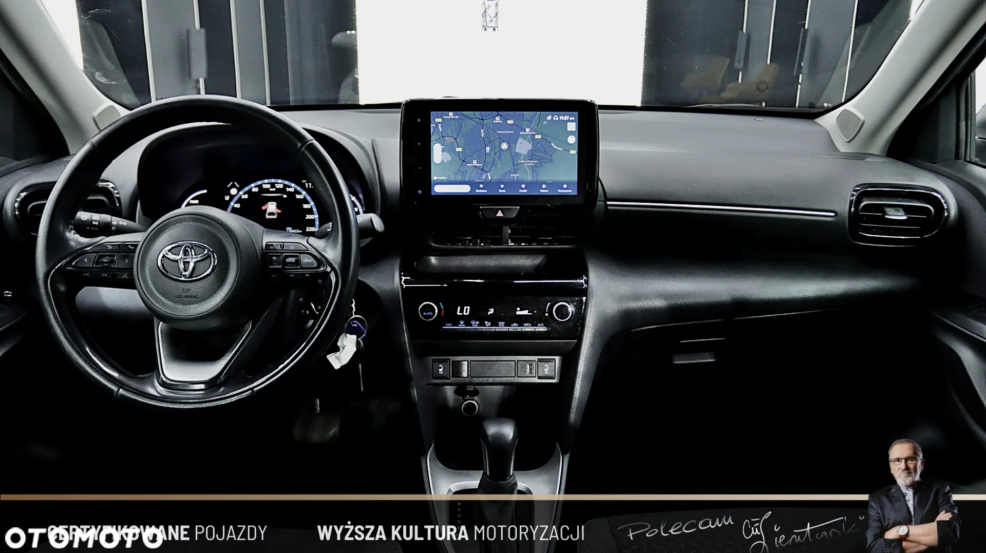 Toyota Yaris Cross Hybrid 1.5 Comfort - 18