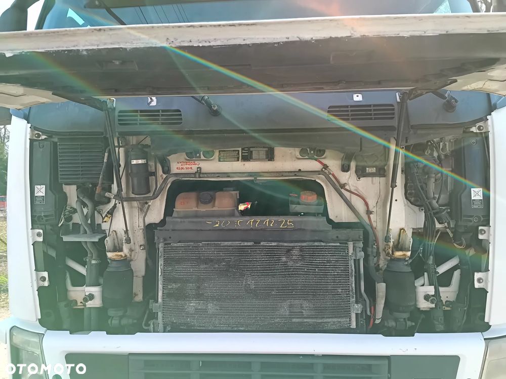 Volvo FH 13 460 AUTOMAT STANDARD MAŁY PRZEBIEG - 23