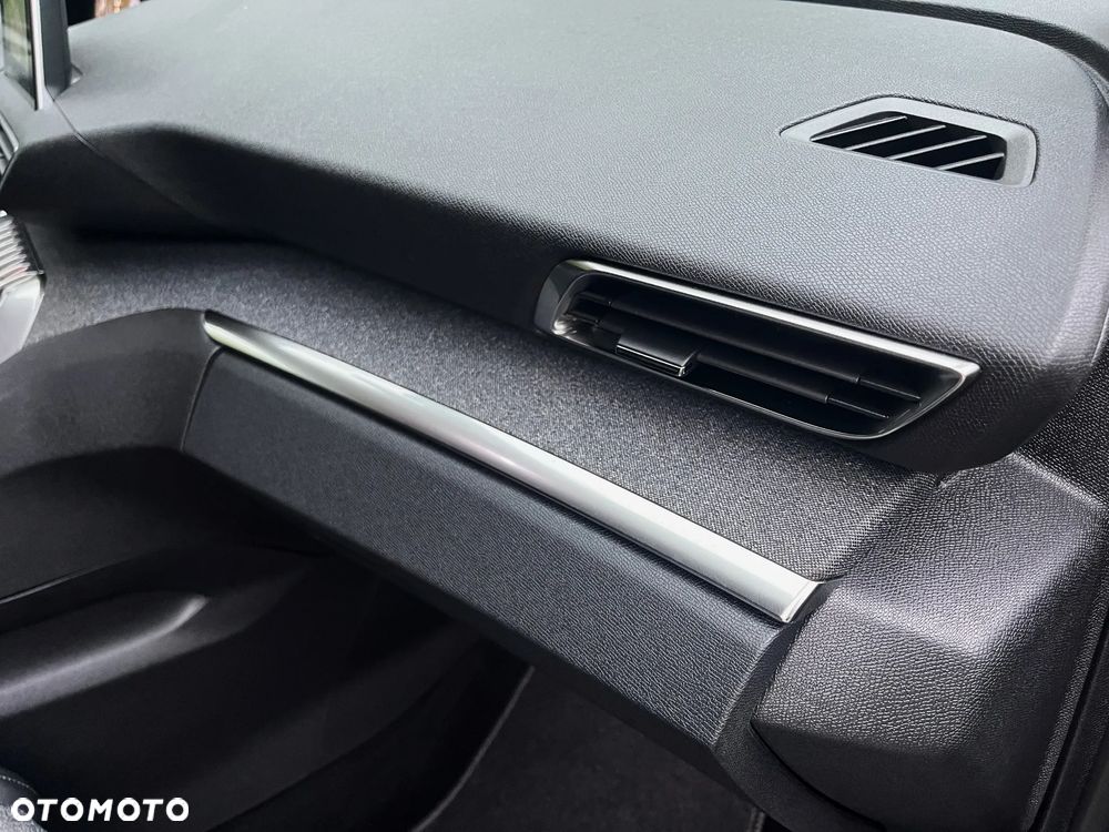 Peugeot 3008 PureTech 130 Stop & Start Allure - 33