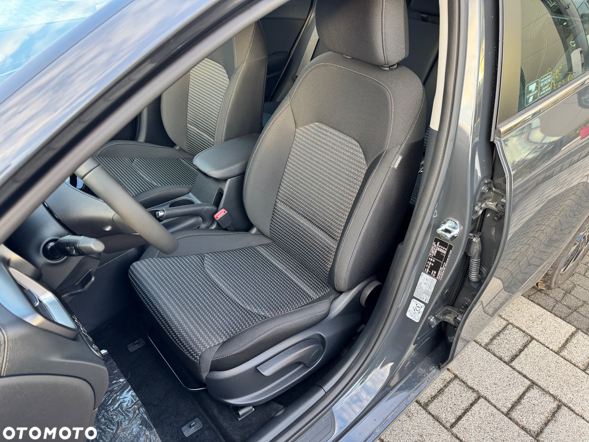 Kia Ceed 1.5 T-GDI M - 17
