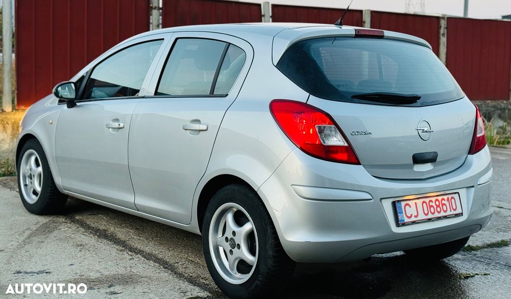 Opel Corsa 1.2i Enjoy - 3