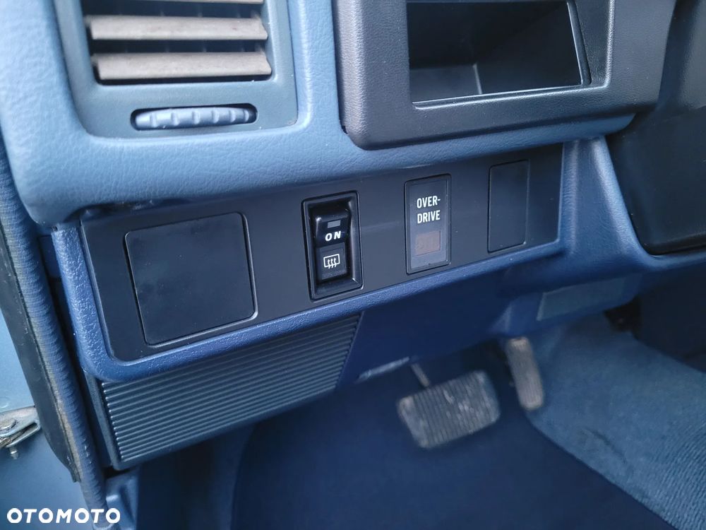 Toyota Camry - 11