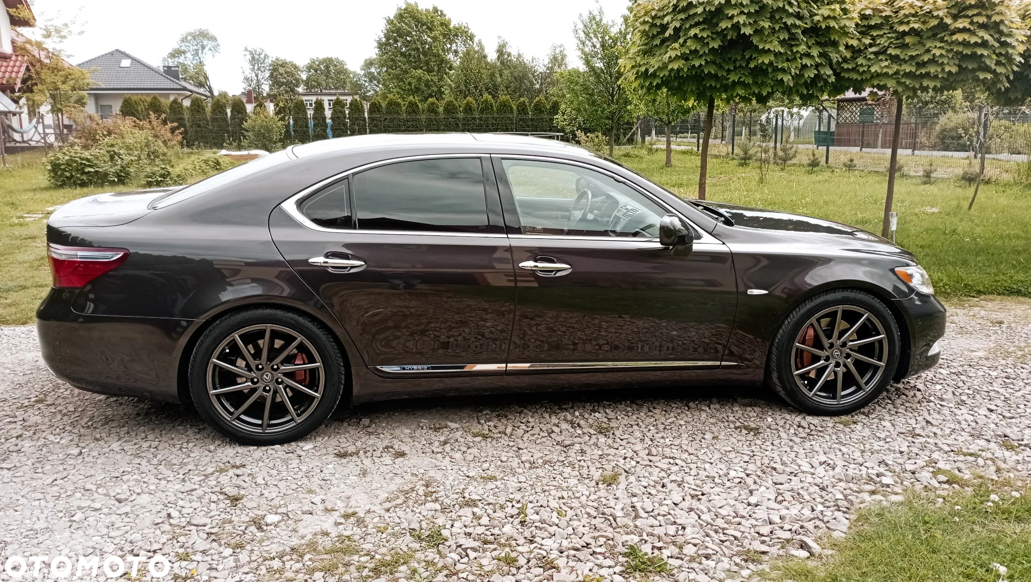 Lexus LS - 9