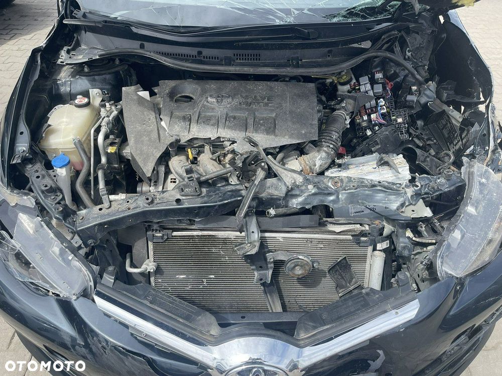 Toyota Auris 1.6 Active - 9