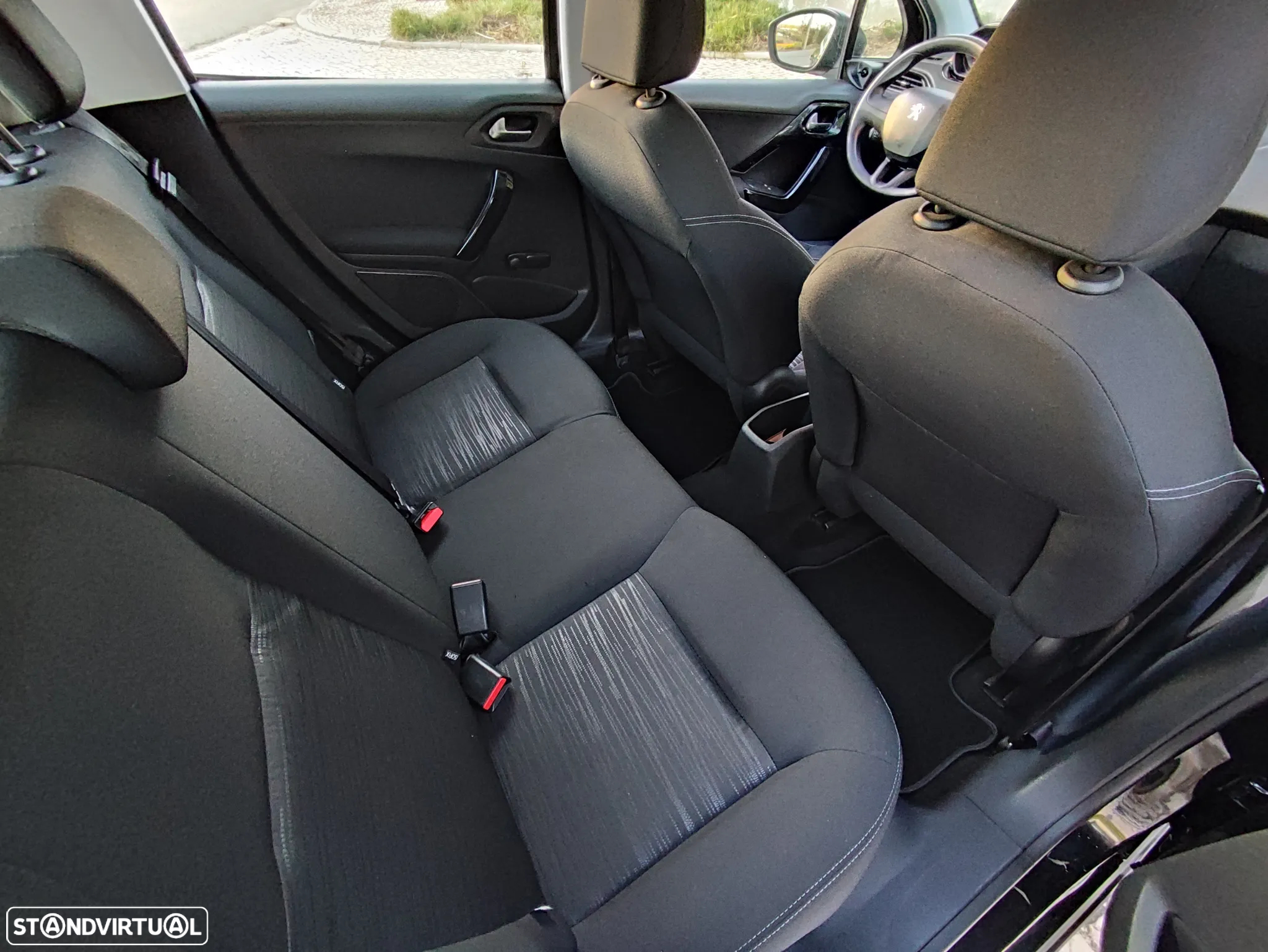 Peugeot 208 1.4 HDi Access - 7