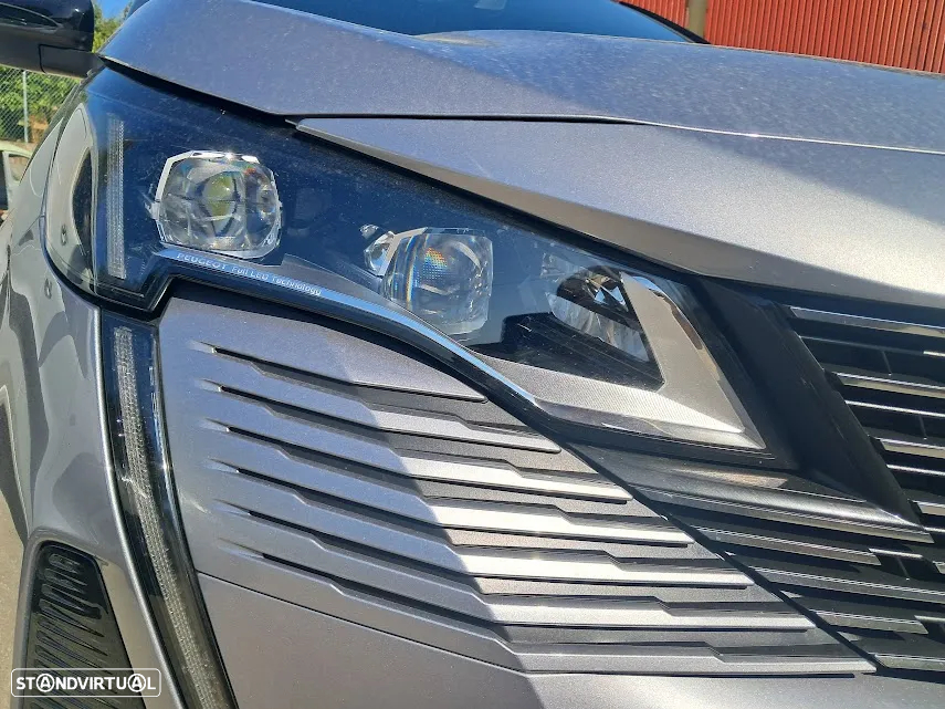 Peugeot 3008 1.6 Hybrid GT Pack e-EAT8 - 11