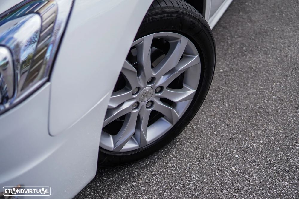 Peugeot 508 2.0 HDi Hybrid4 2-Tronic - 8