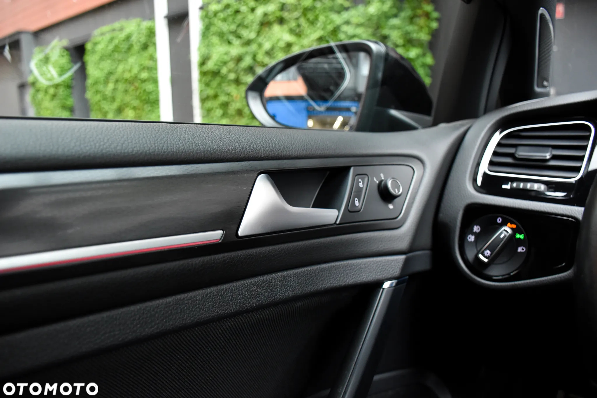 Volkswagen Golf GTI (BlueMotion Technology) DSG - 27