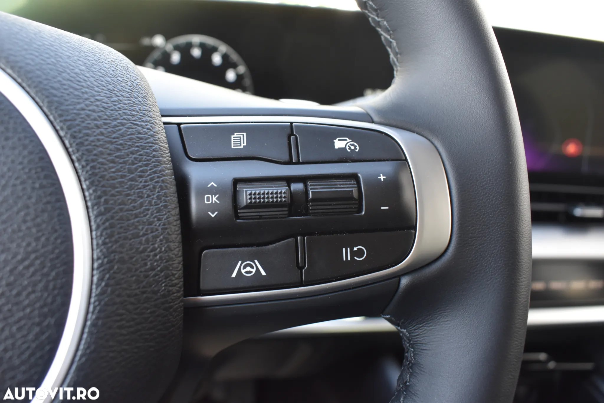 Kia Sportage 1.6 T-GDI 7DCT HP 4x4 MHEV Style - 18