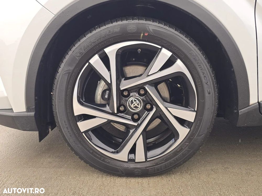 Toyota C-HR 2.0 HSD 184 CP 4x2 CVT C-ult Style bi-tone - 6