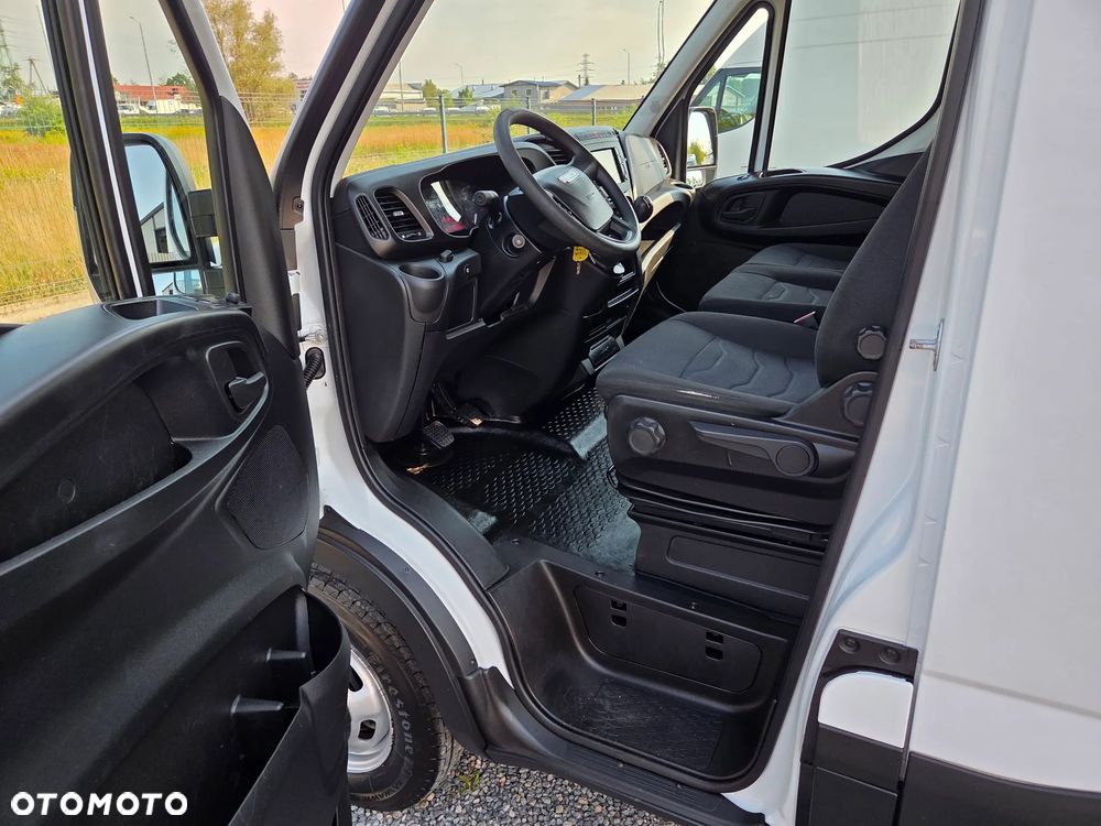 Iveco Daily - 12