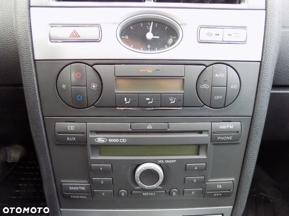 Ford Mondeo - 11