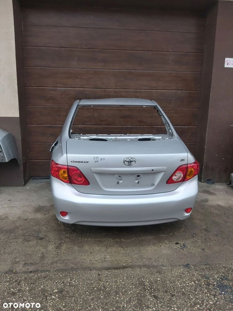 Toyota Corolla E15 antena dachowa płetwa - 8