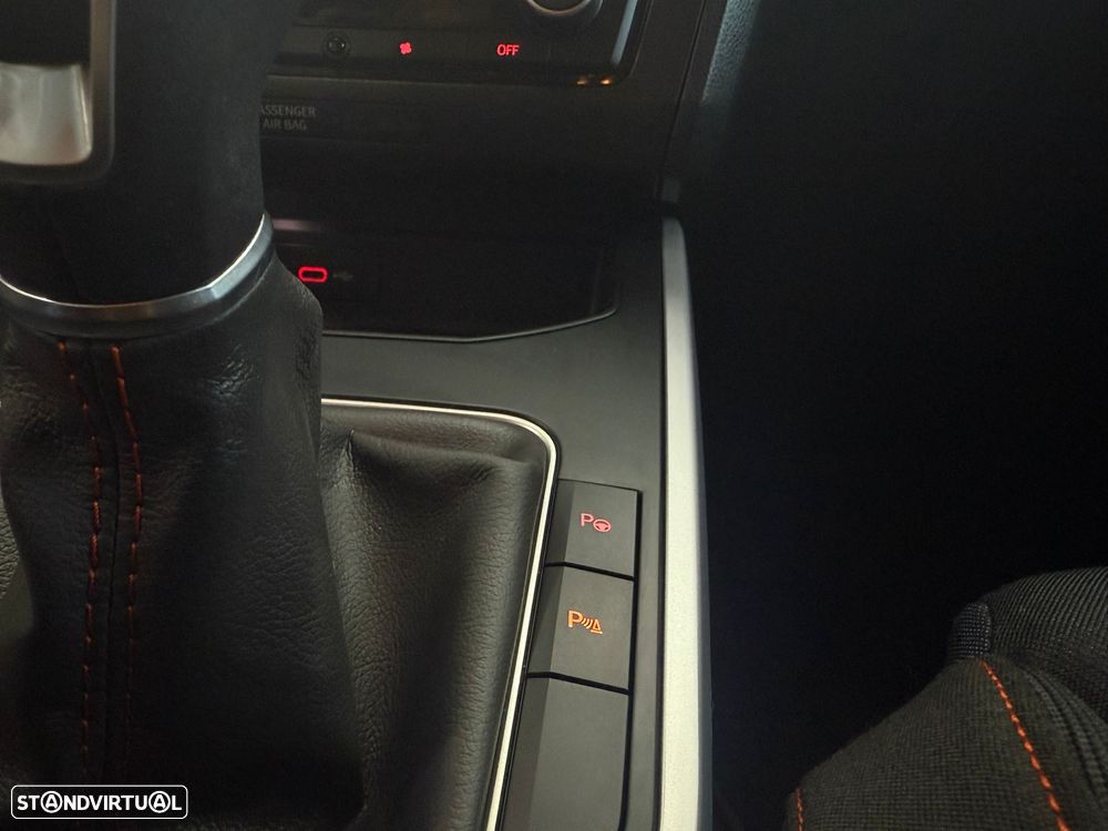 SEAT Arona 1.0 TSI FR - 26