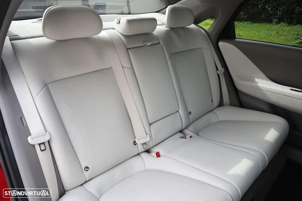 Hyundai Ioniq 6 77 kWh Premium - 28