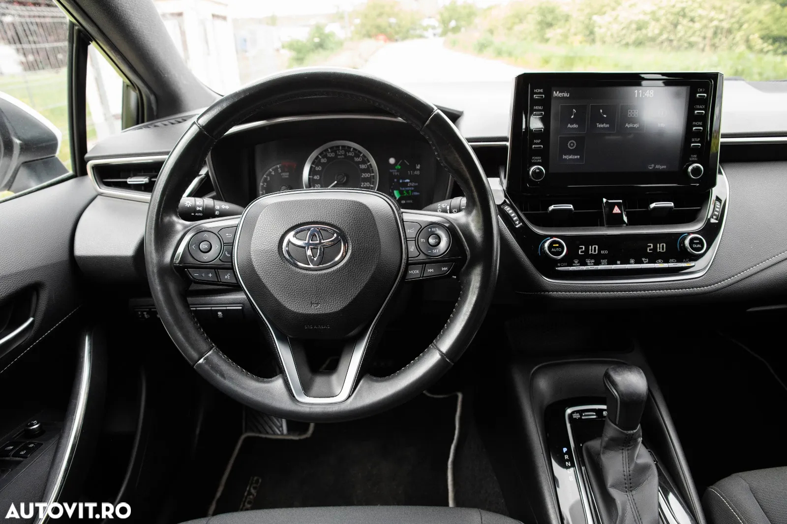 Toyota Corolla 1.8 HSD Active - 10