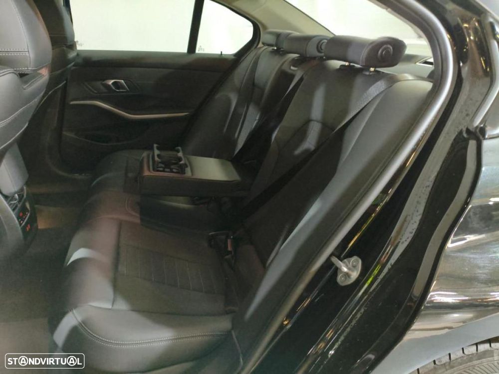 BMW 320 e Auto — fotografia 4