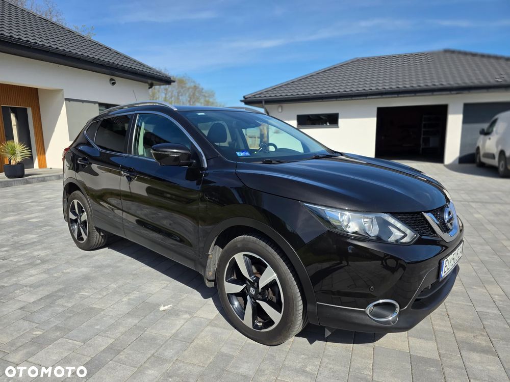 Nissan Qashqai 1.6 DCi Xtronic N-Connecta - 1