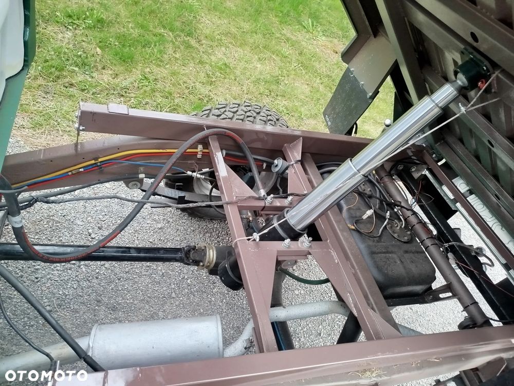 Suzuki Samurai - 12