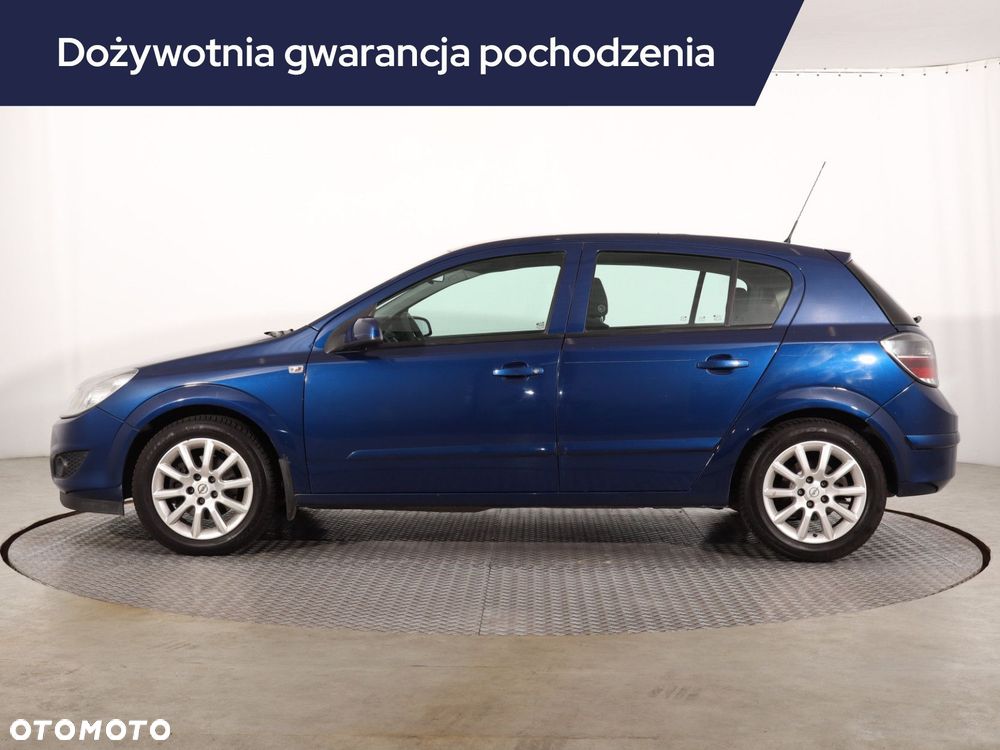 Opel Astra - 4