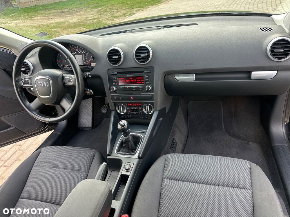 Audi A3 Sportback 1.6 TDI Ambition - 15