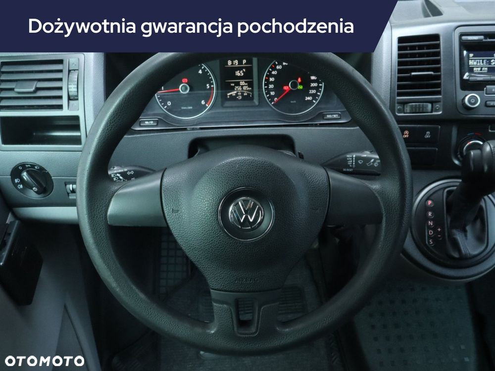 Volkswagen Multivan - 21