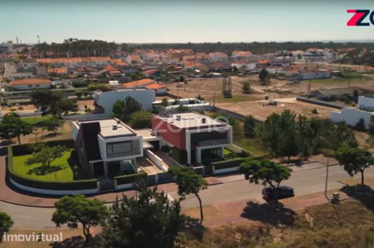 Moradia moderna e isolada T4+1 em São Jacinto - Grande imagem: 3/28