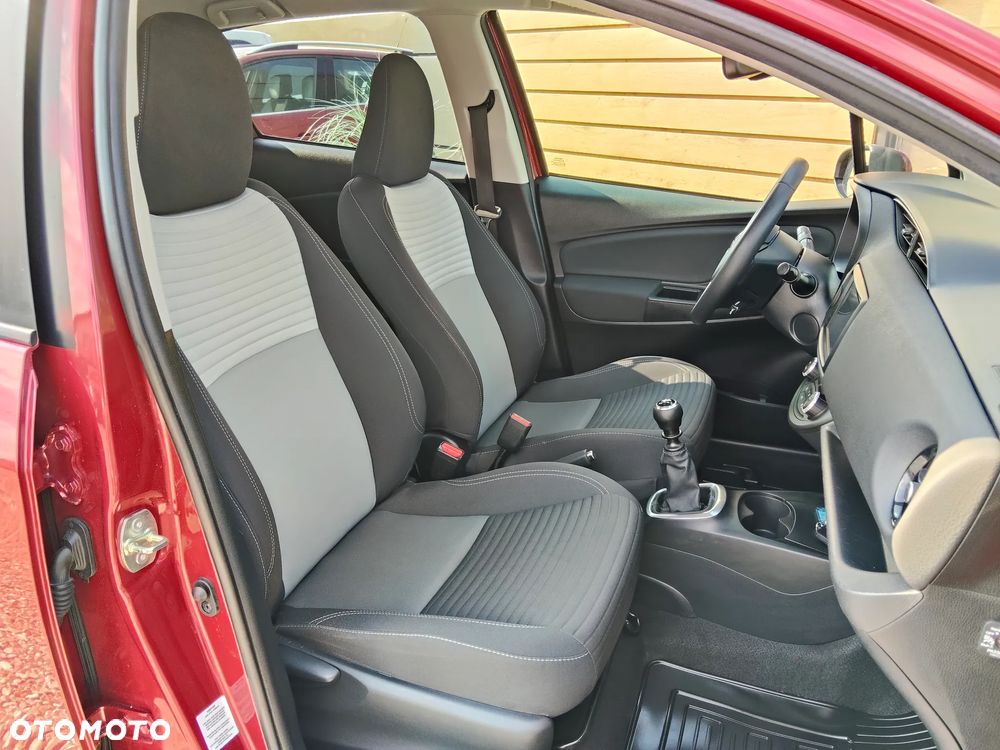 Toyota Yaris 1.5 Premium - 23