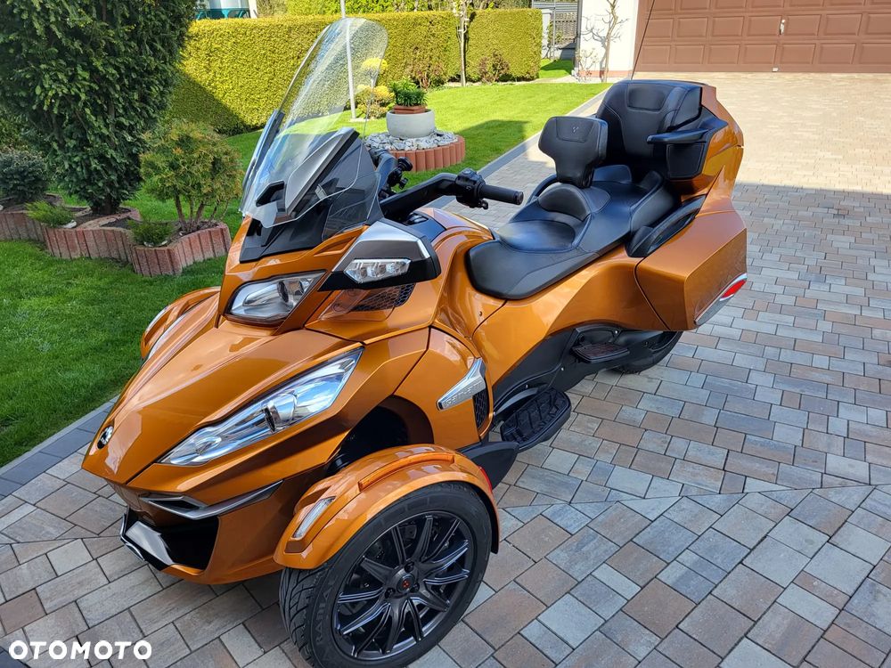 Can-Am Spyder - 1