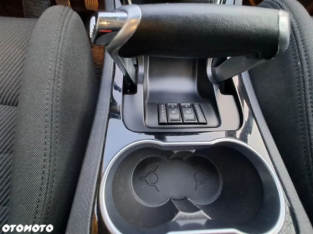 Ford S-Max - 10
