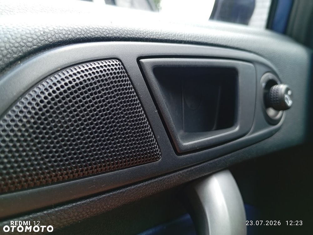 Ford Fiesta - 22