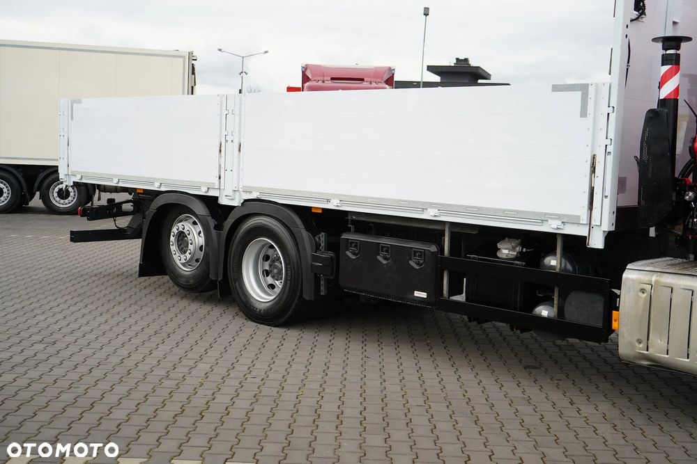 Mercedes-Benz ANTOS / 2536 / ACC / 6 X 2 / SKRZYNIOWY + HDS / PALFINGER PK 18002 / PILOT - 31