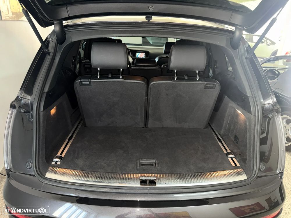 Audi Q7 3.0 TDi Sport Tiptronic - 12