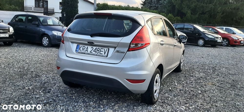 Ford Fiesta - 13