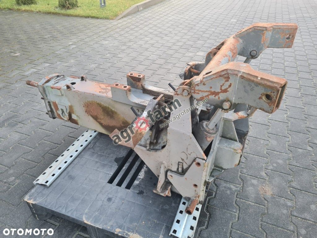 TUZ, przedni podnośnik, Fendt GT 380 - 1