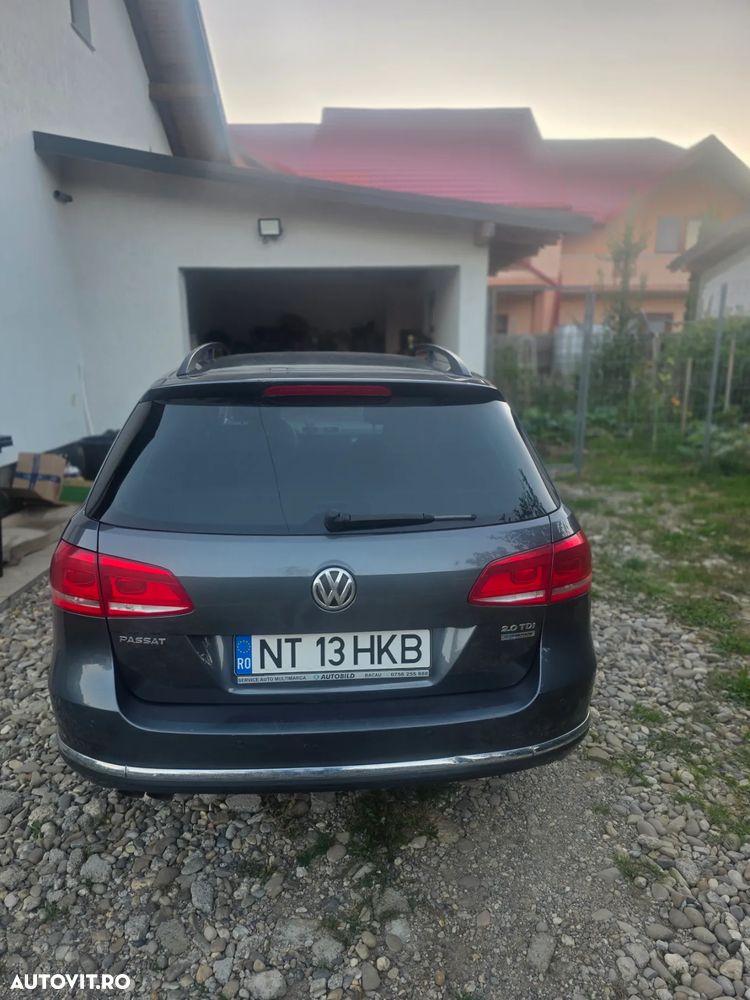 Volkswagen Passat Variant 2.0 Blue TDI SCR Comfortline - 8